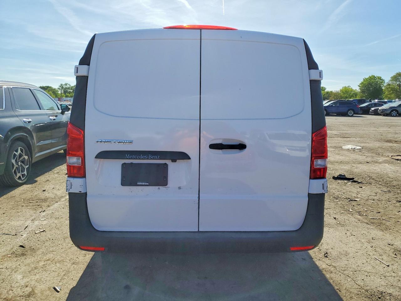 Mercedes-Benz Metris