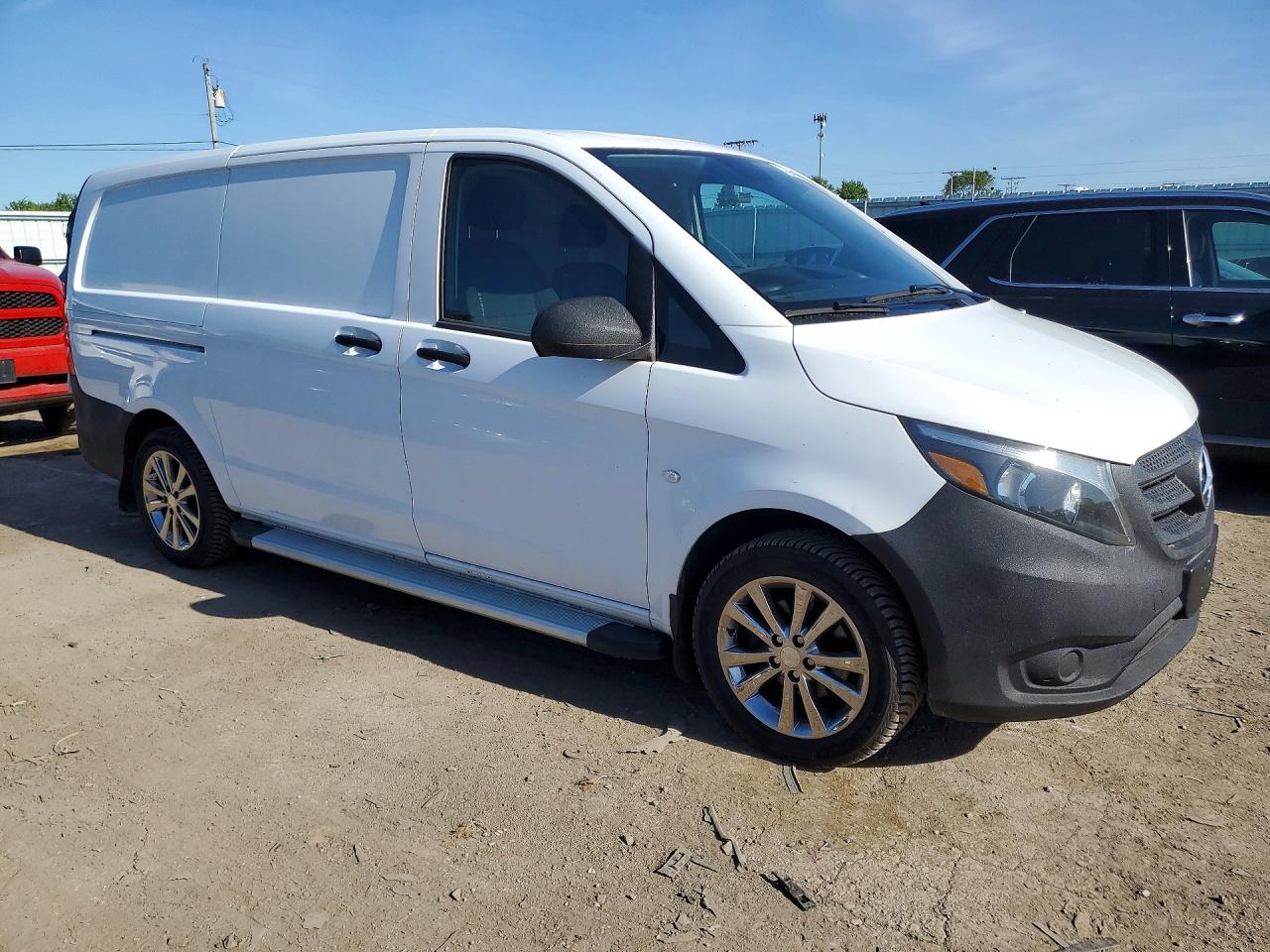 Mercedes-Benz Metris