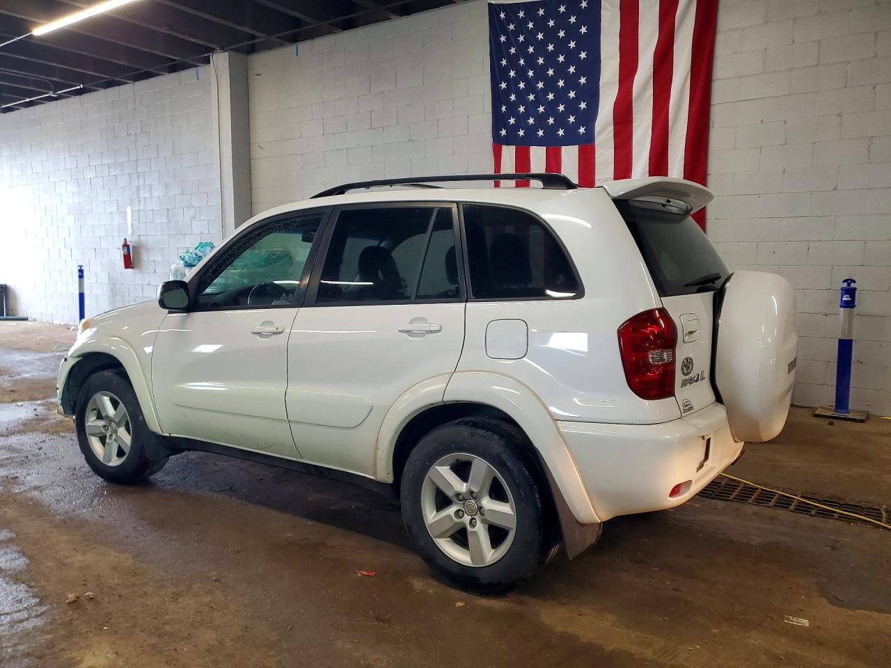 Toyota RAV4 Base