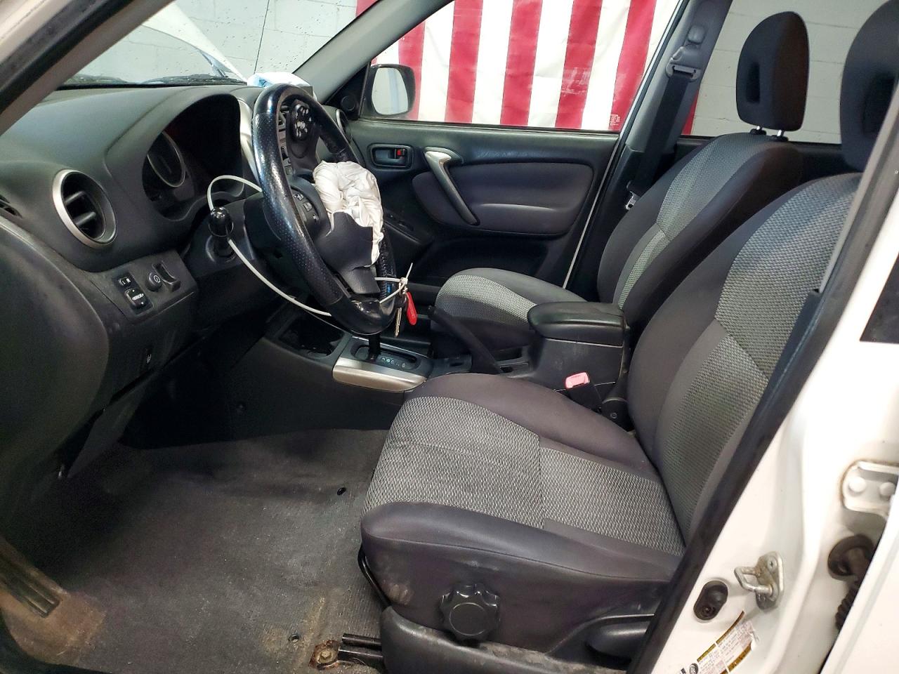 Toyota RAV4 Base