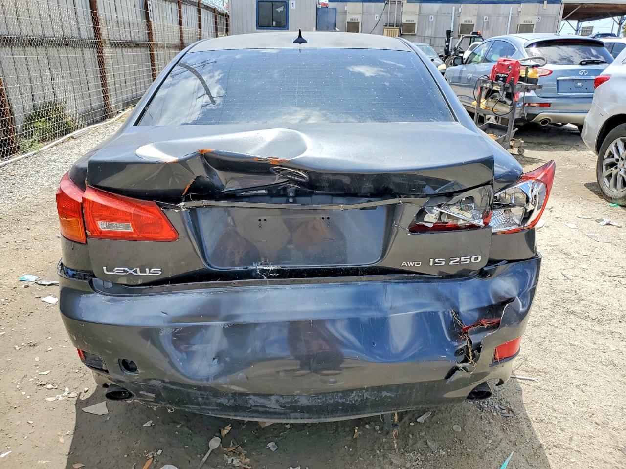 Lexus Is Base
