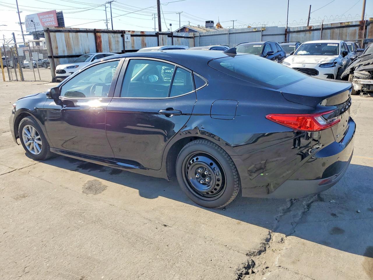 Toyota Camry Le