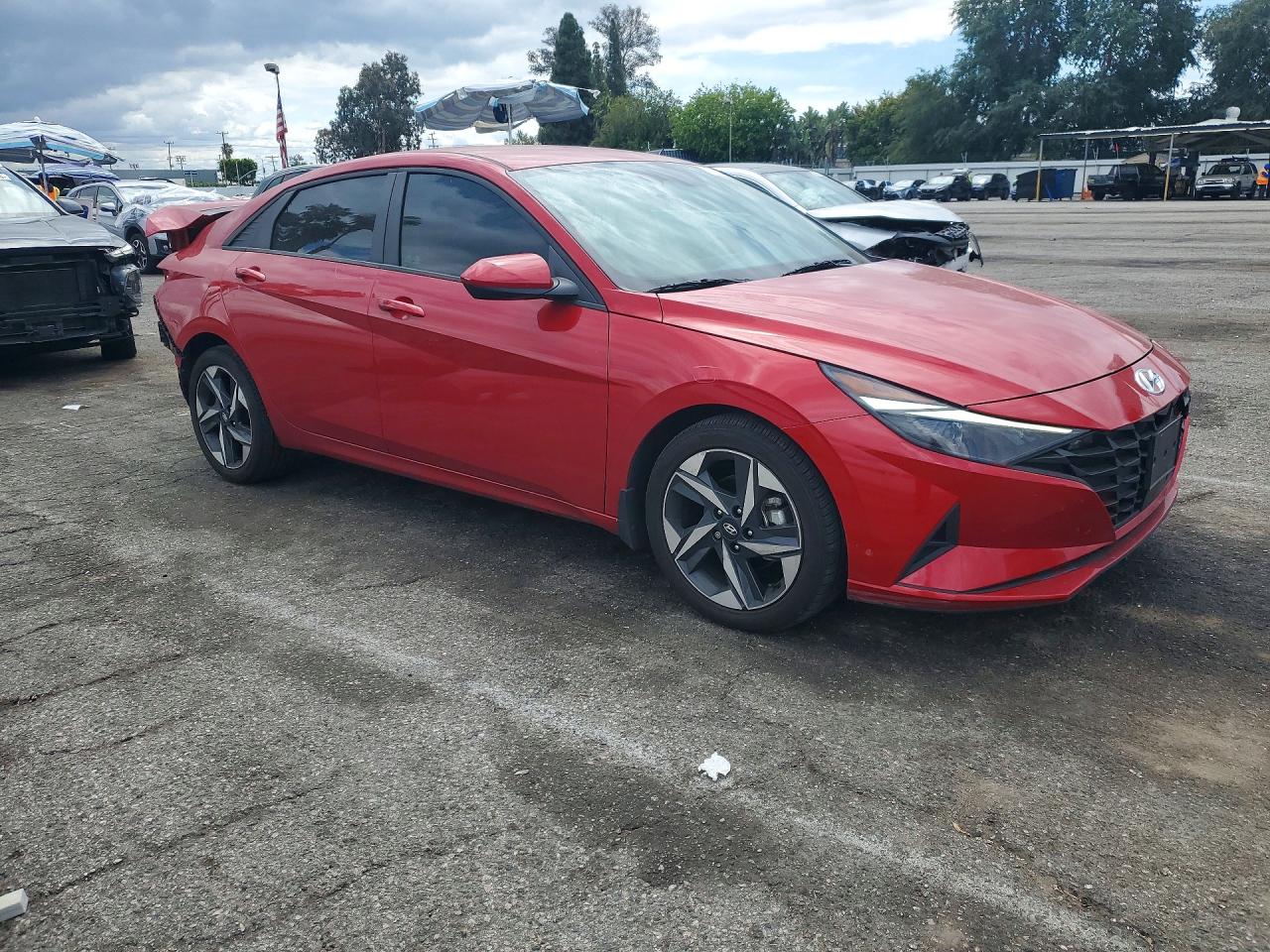 Hyundai ELANTRA Sel