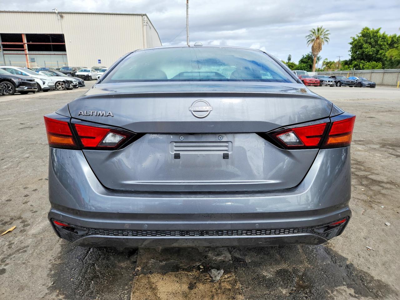 Nissan Altima Sv