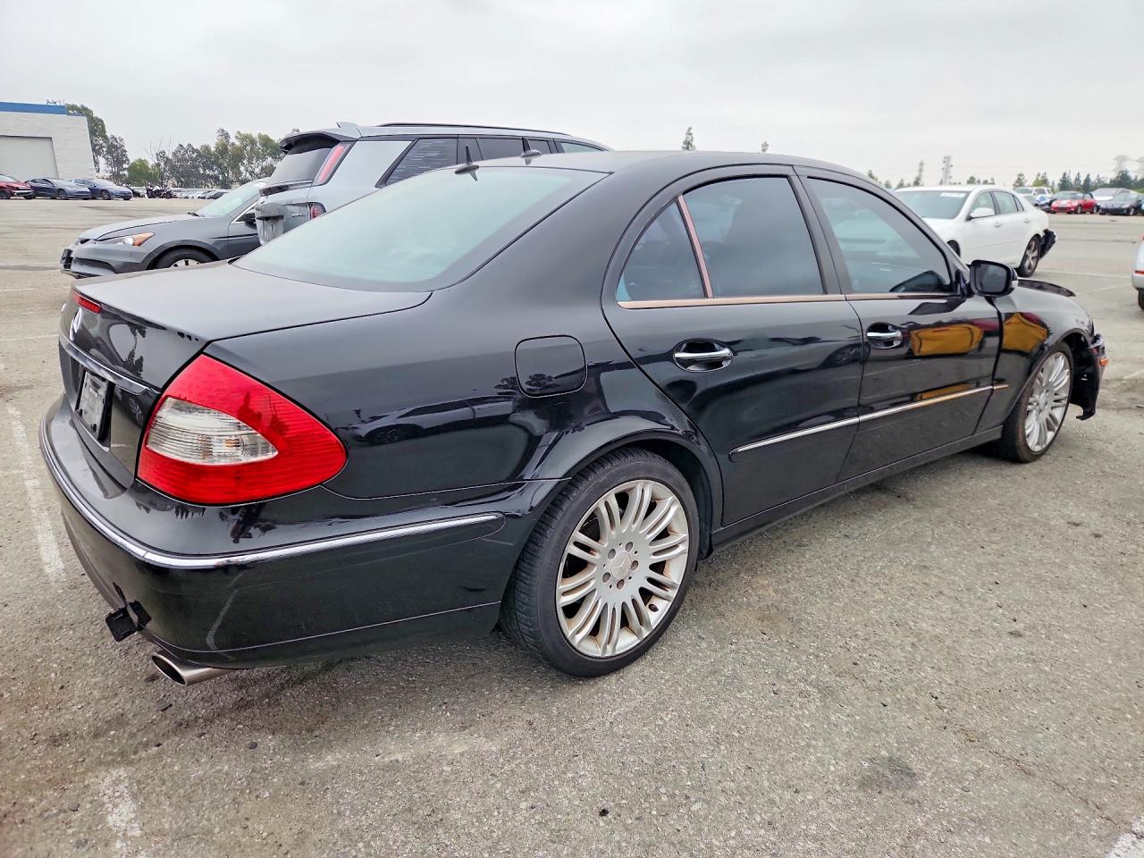 Mercedes-Benz E-Class 350