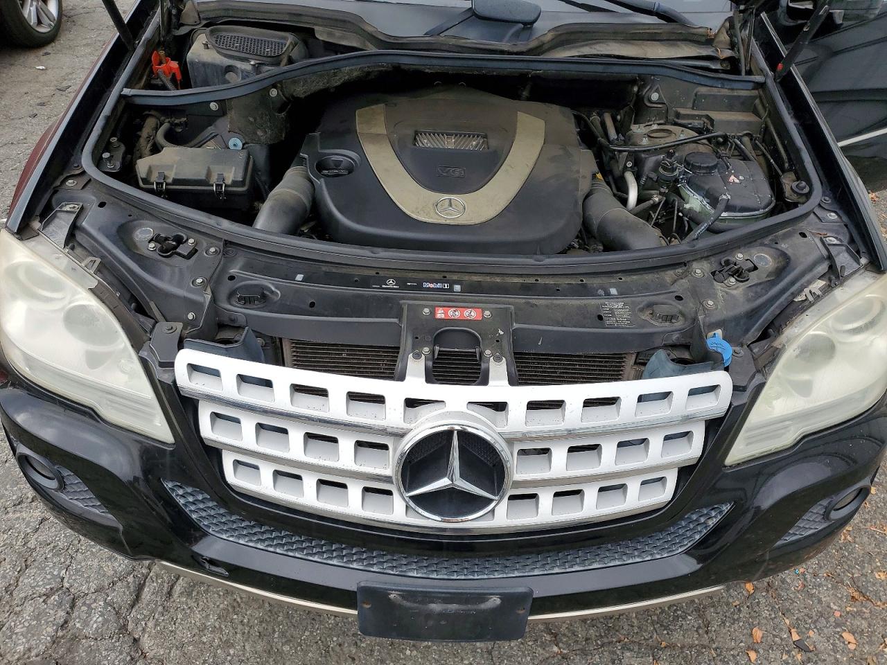 Mercedes-Benz M-Class 350