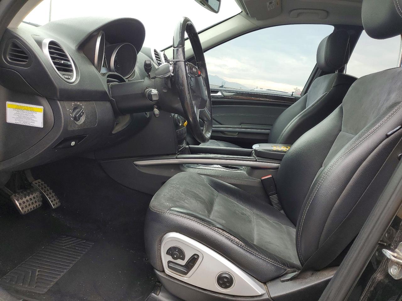 Mercedes-Benz M-Class 350