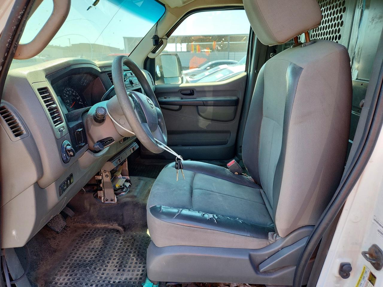 Nissan Nv 2500