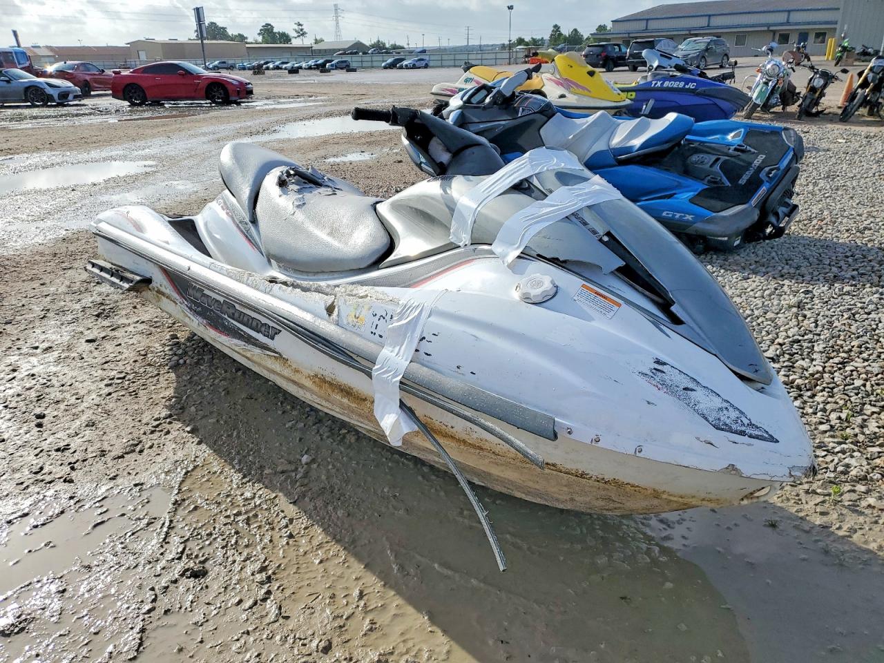 Salvage Yamaha Xl1200ltd Image