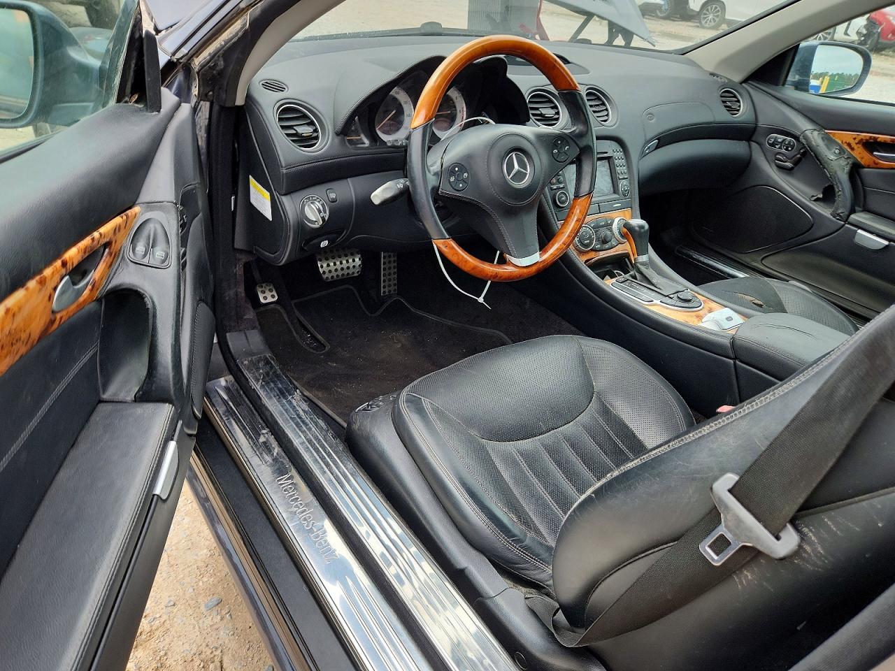 Mercedes-Benz S-Class 550