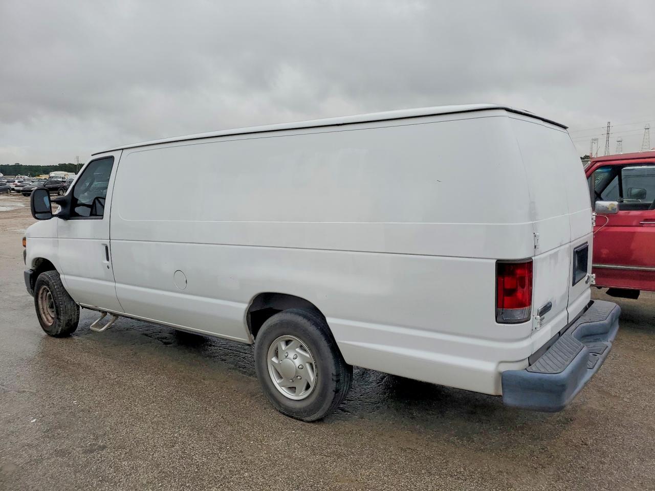 Ford Econoline E250 Van