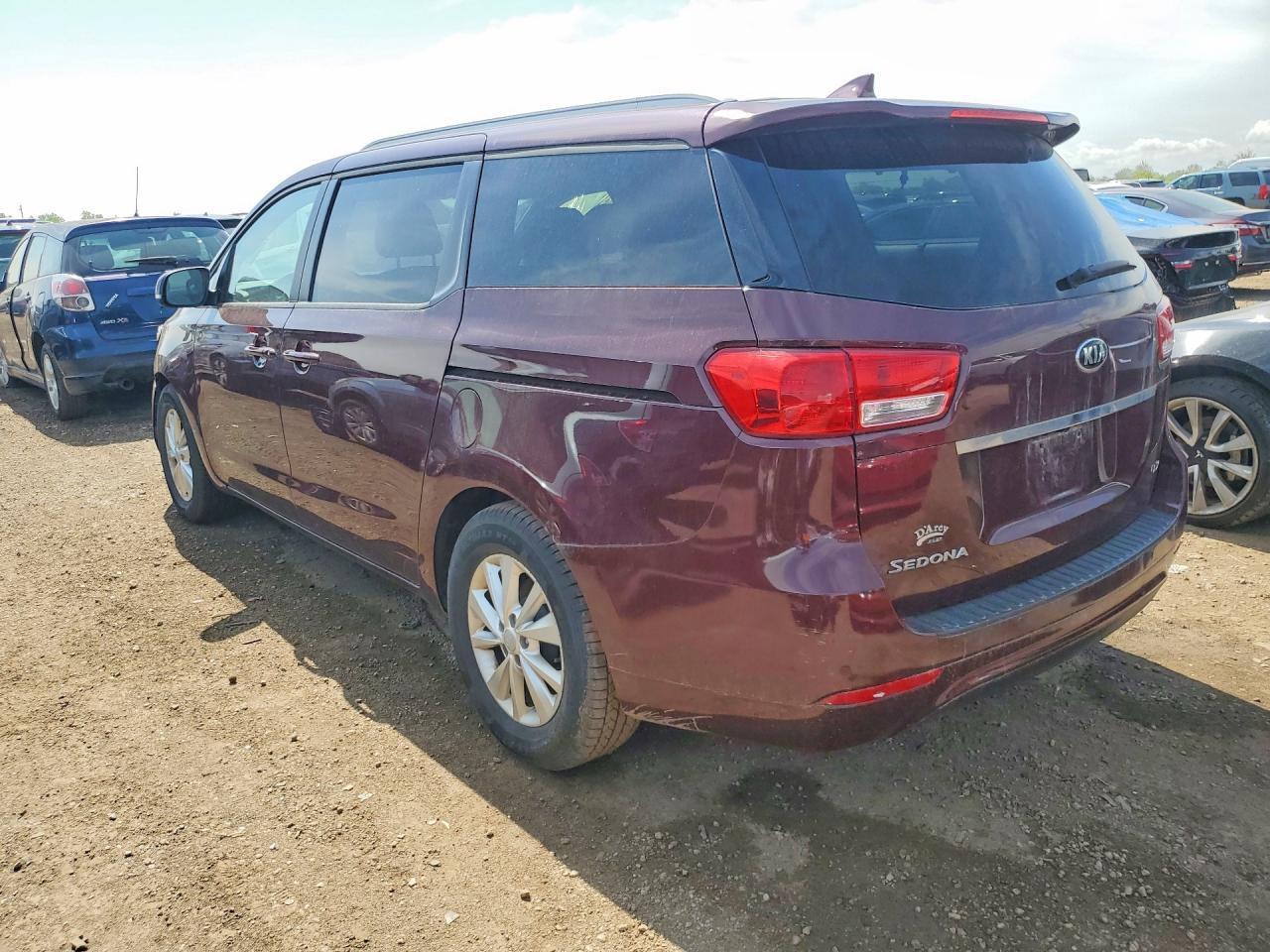 Kia Sedona Lx