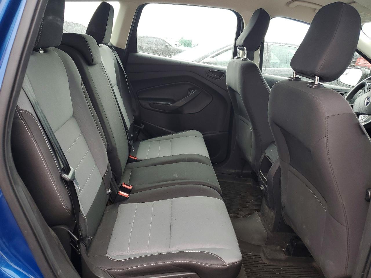 Ford Escape S