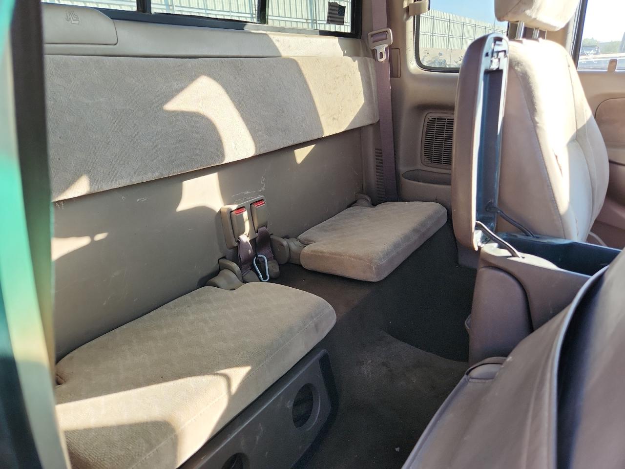 Toyota Tacoma Xtracab