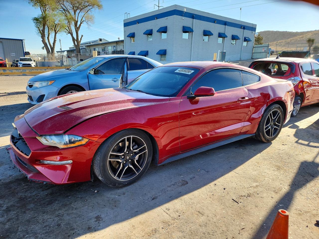 Salvage Ford Mustang Image