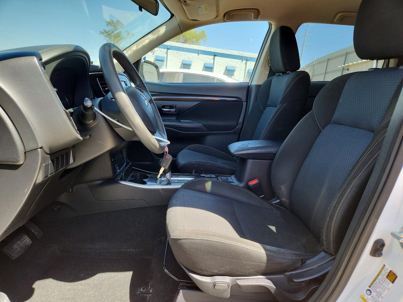 Mitsubishi Outlander Es
