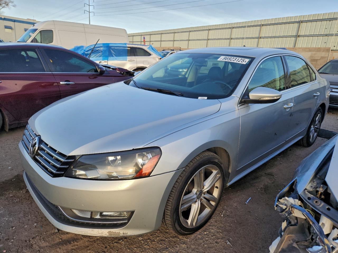Salvage Volkswagen Passat Image