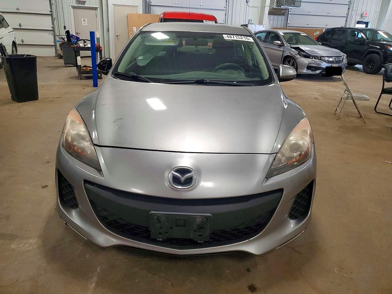 Mazda 3 I