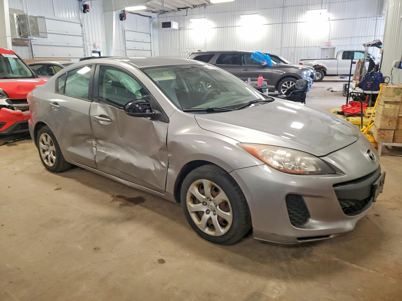Mazda 3 I