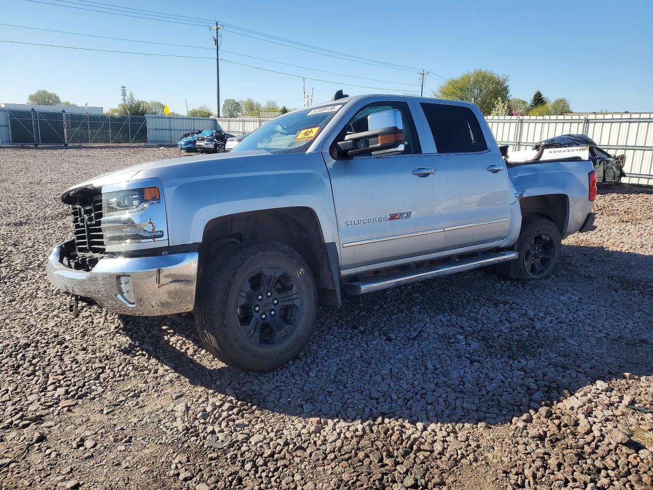 Salvage Chevrolet Silverado Image