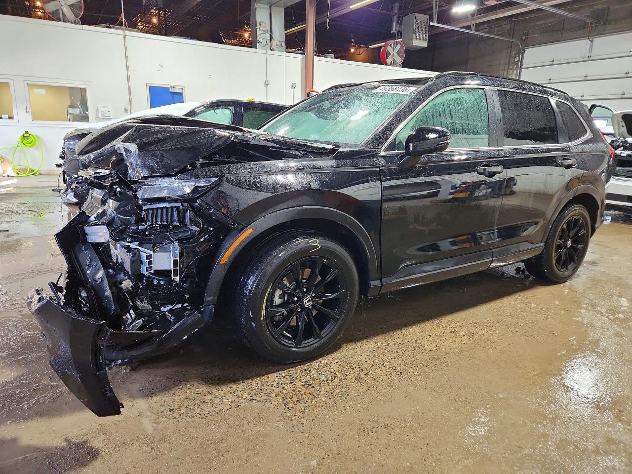 Salvage Honda Crv Image