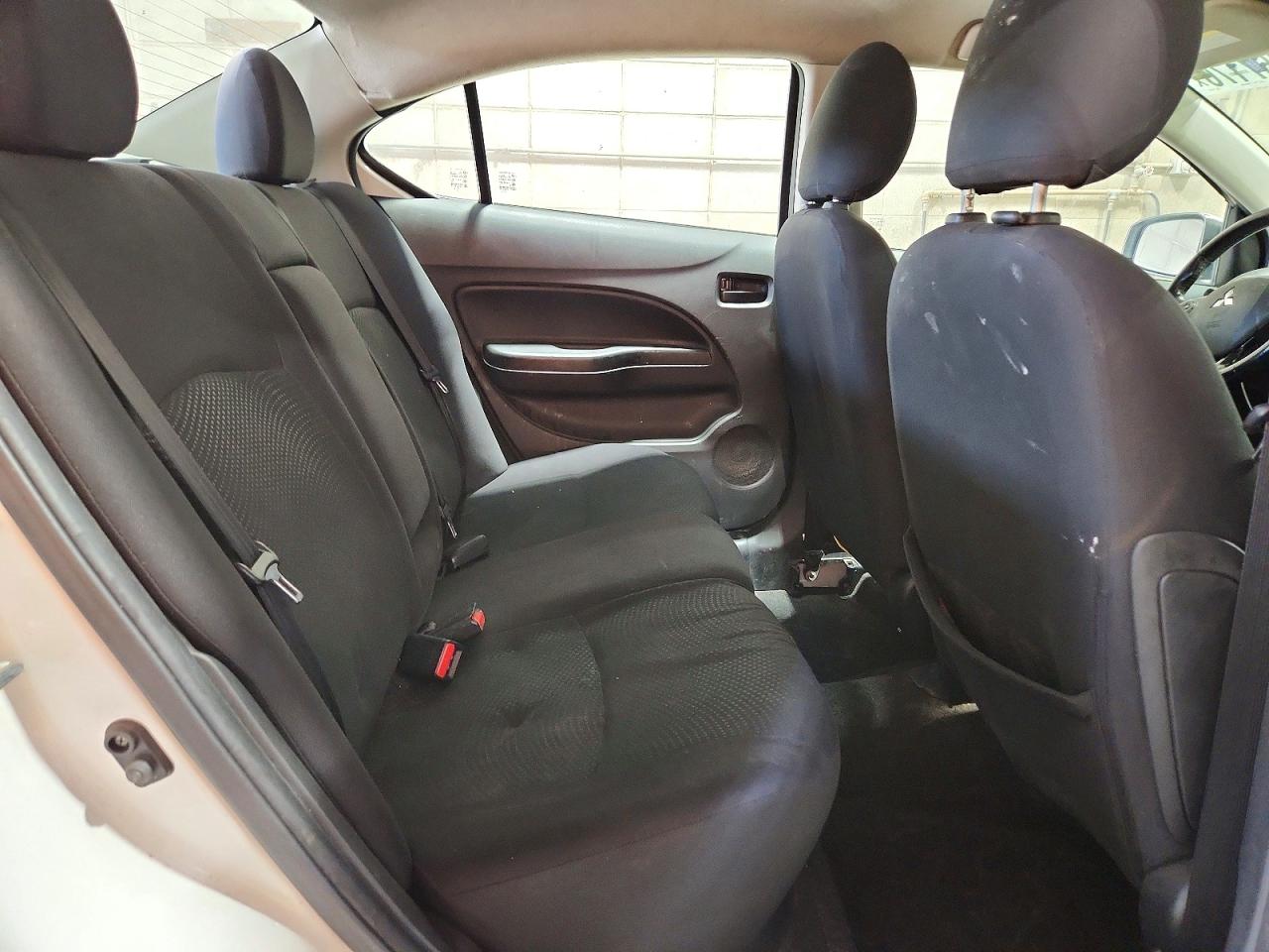 Mitsubishi Mirage G4 Es