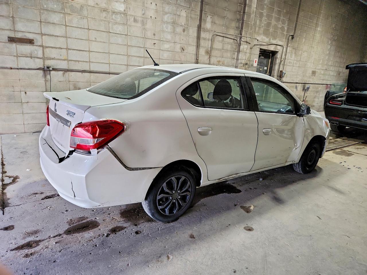 Mitsubishi Mirage G4 Es
