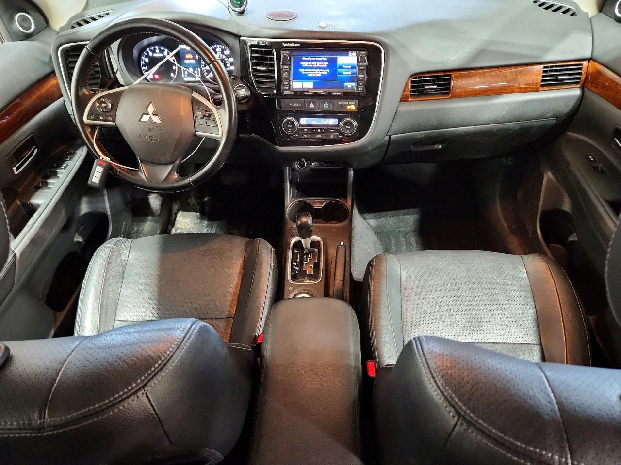 Mitsubishi Outlander Se