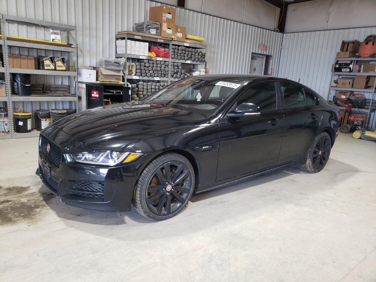 Salvage Jaguar XE Image