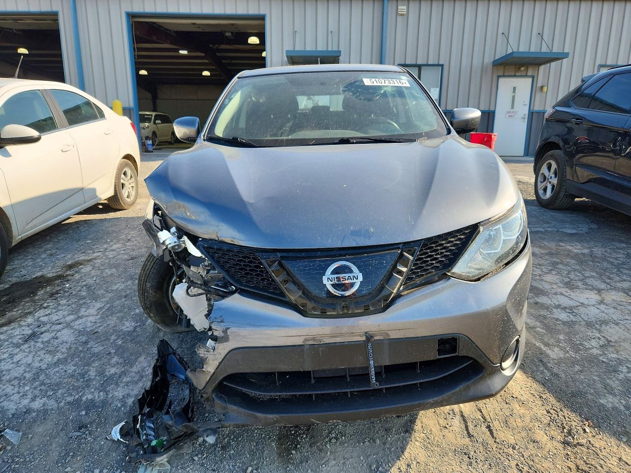 Nissan Rogue S