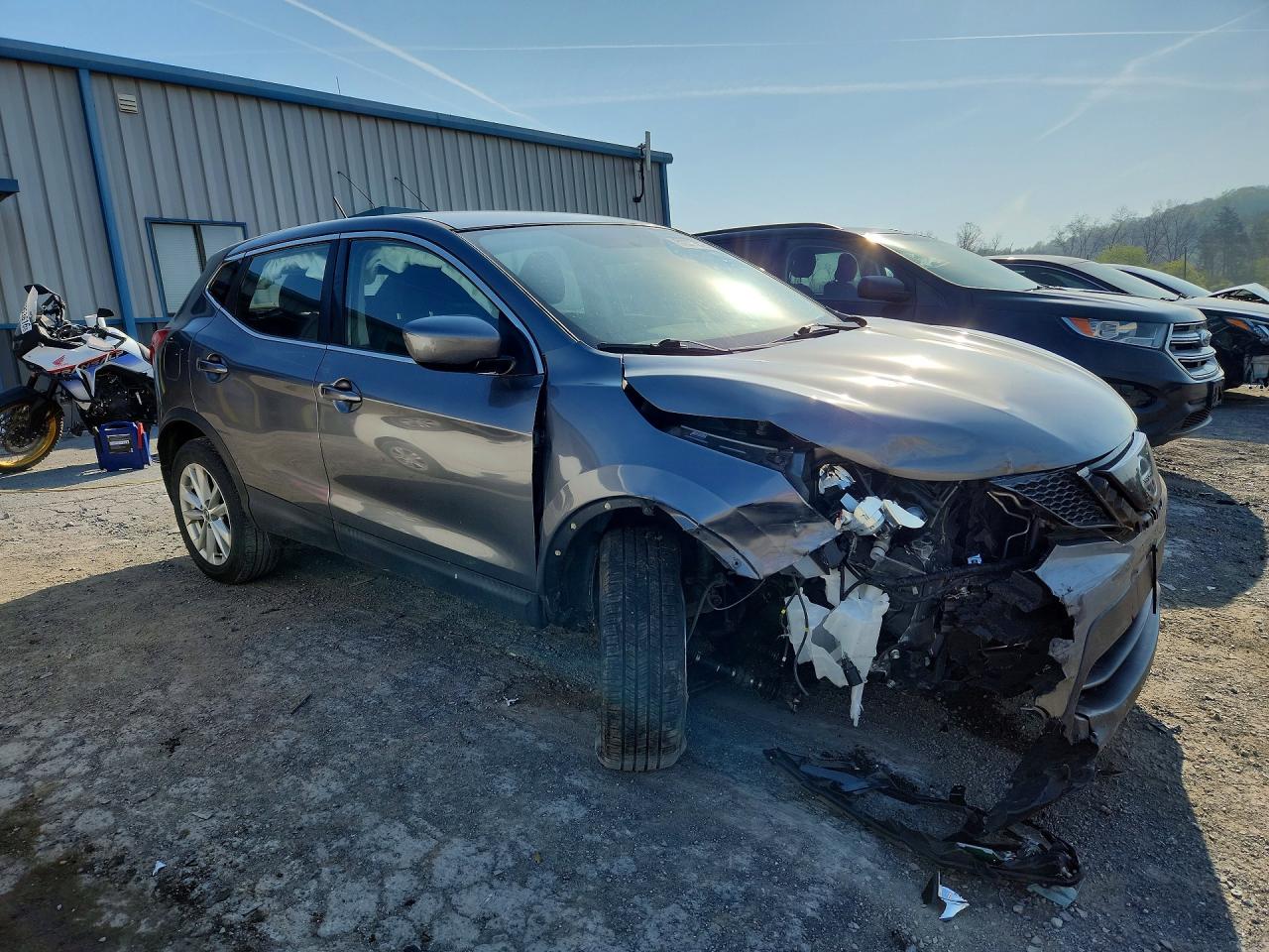 Nissan Rogue S