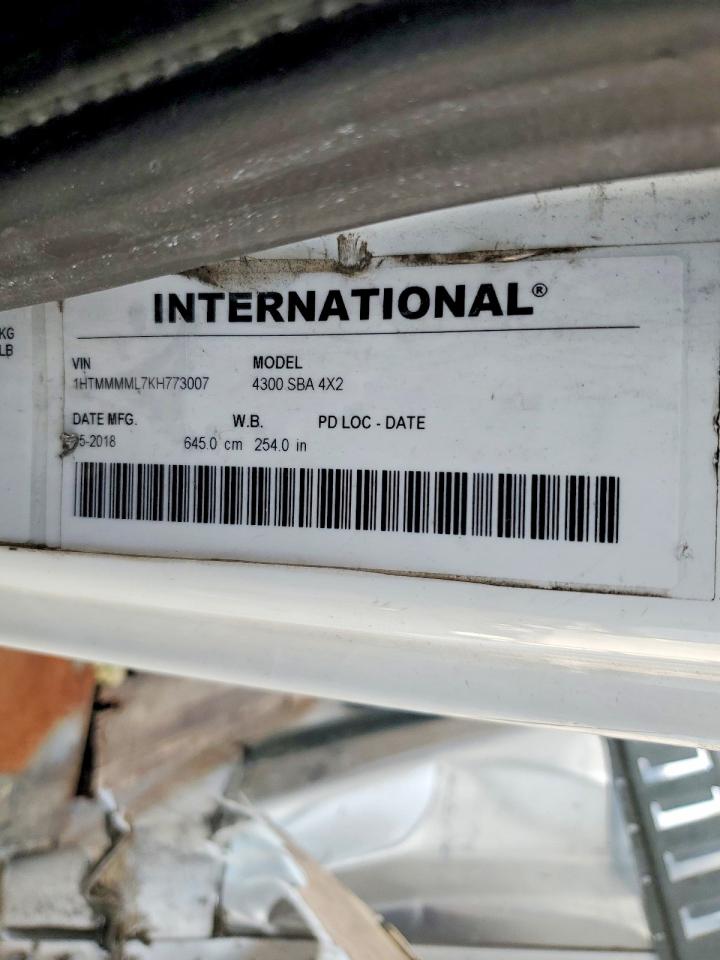 International 4000 Serie 4300