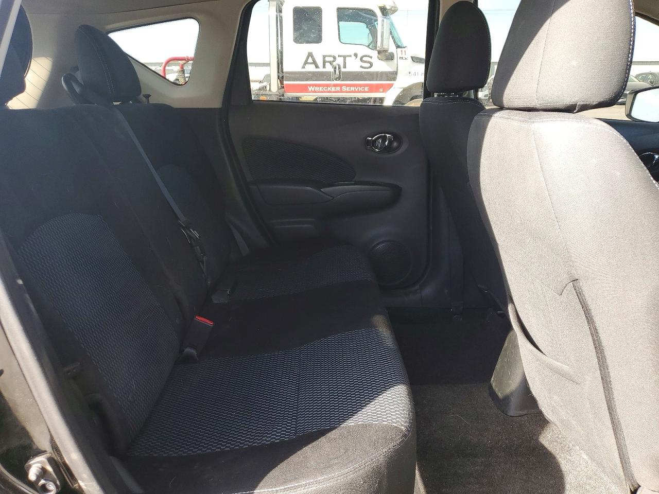 Nissan Versa Sv