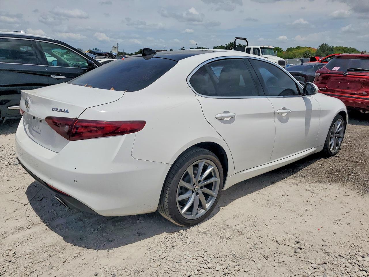 Alfa Romeo Giulia Q4