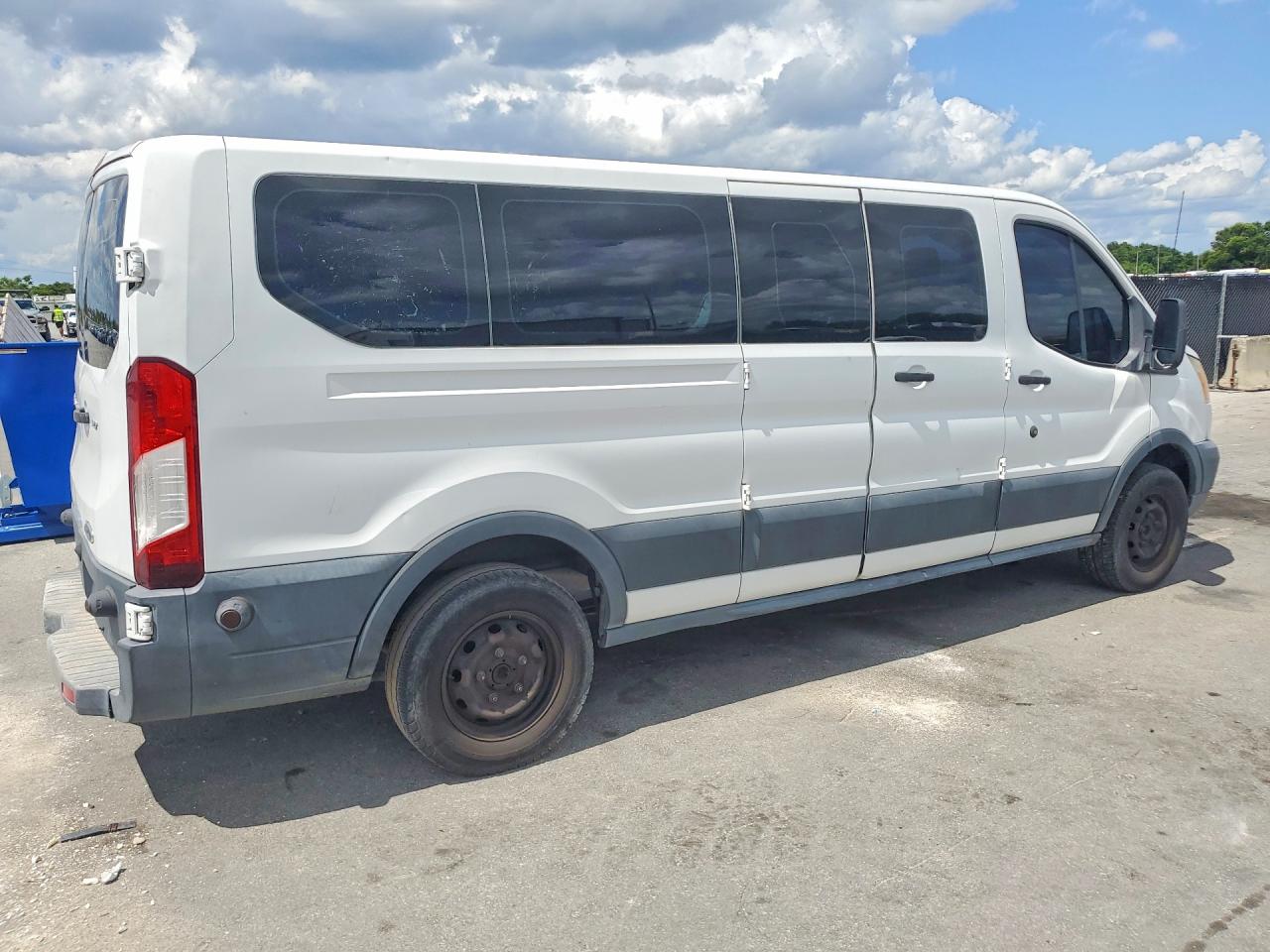 Ford Transit T-350