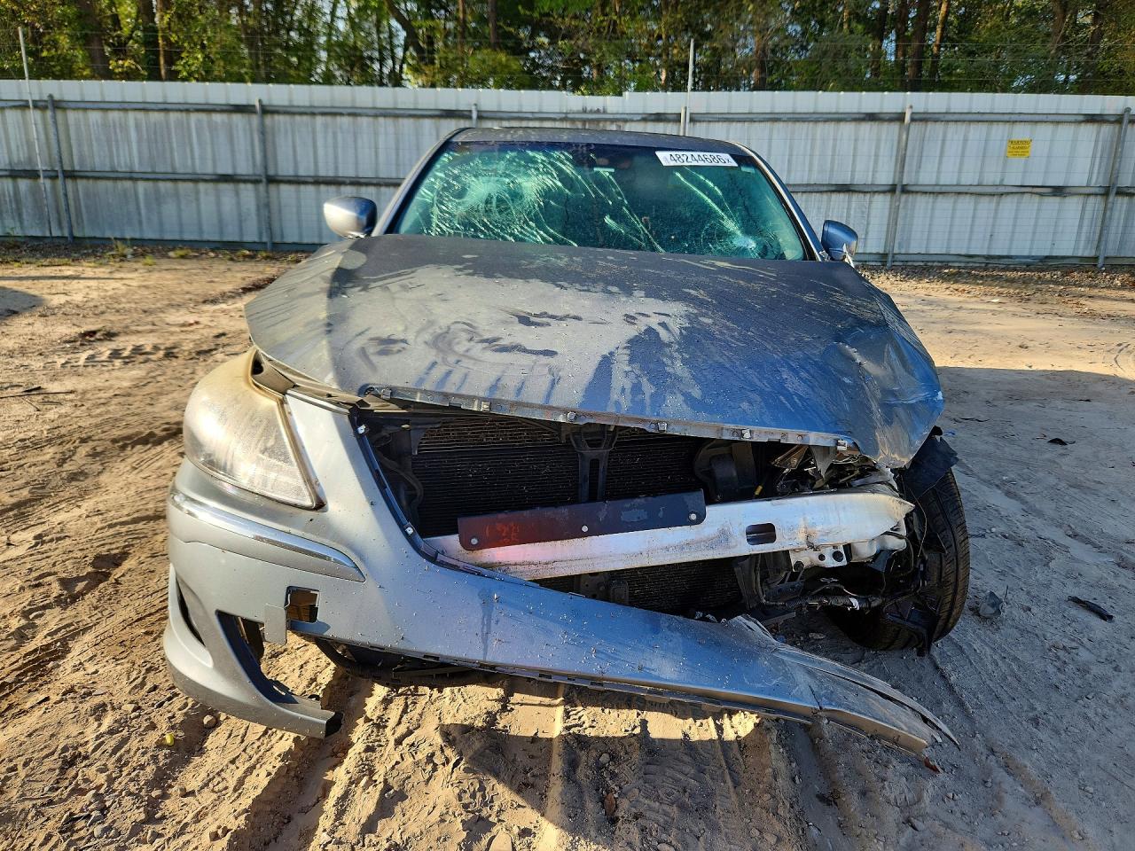 Hyundai Genesis 3.8l