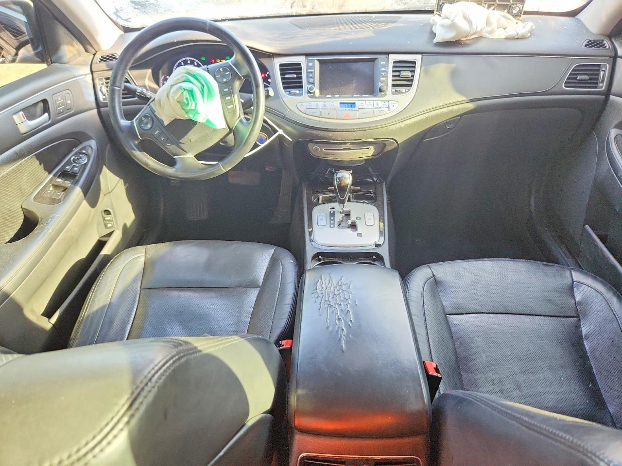 Hyundai Genesis 3.8l