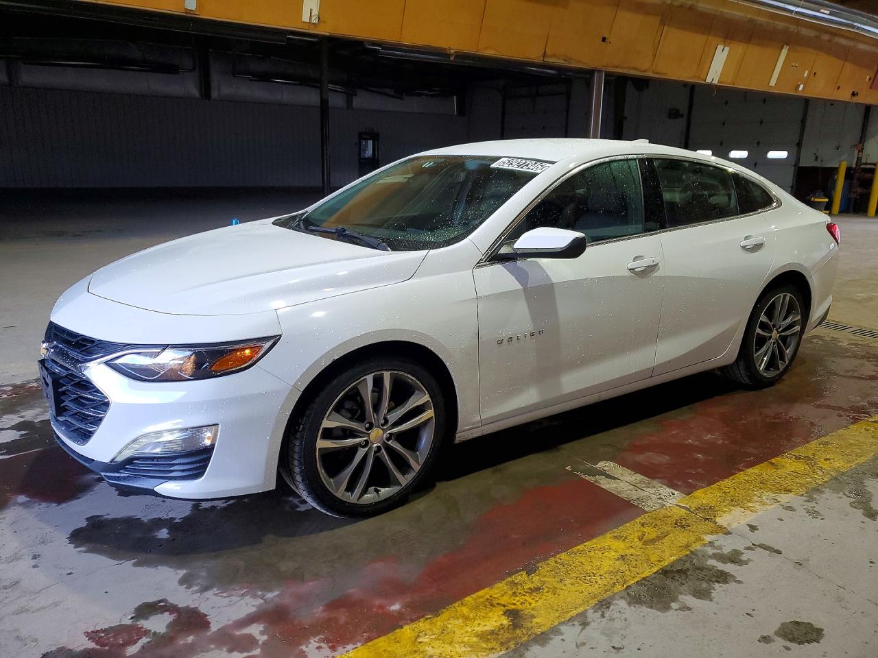 Salvage Chevrolet Malibu Image