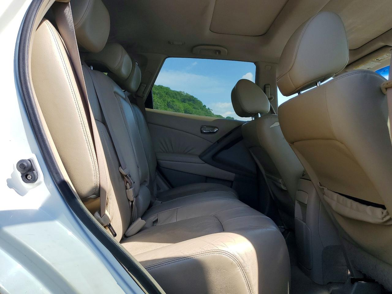 Nissan Murano S