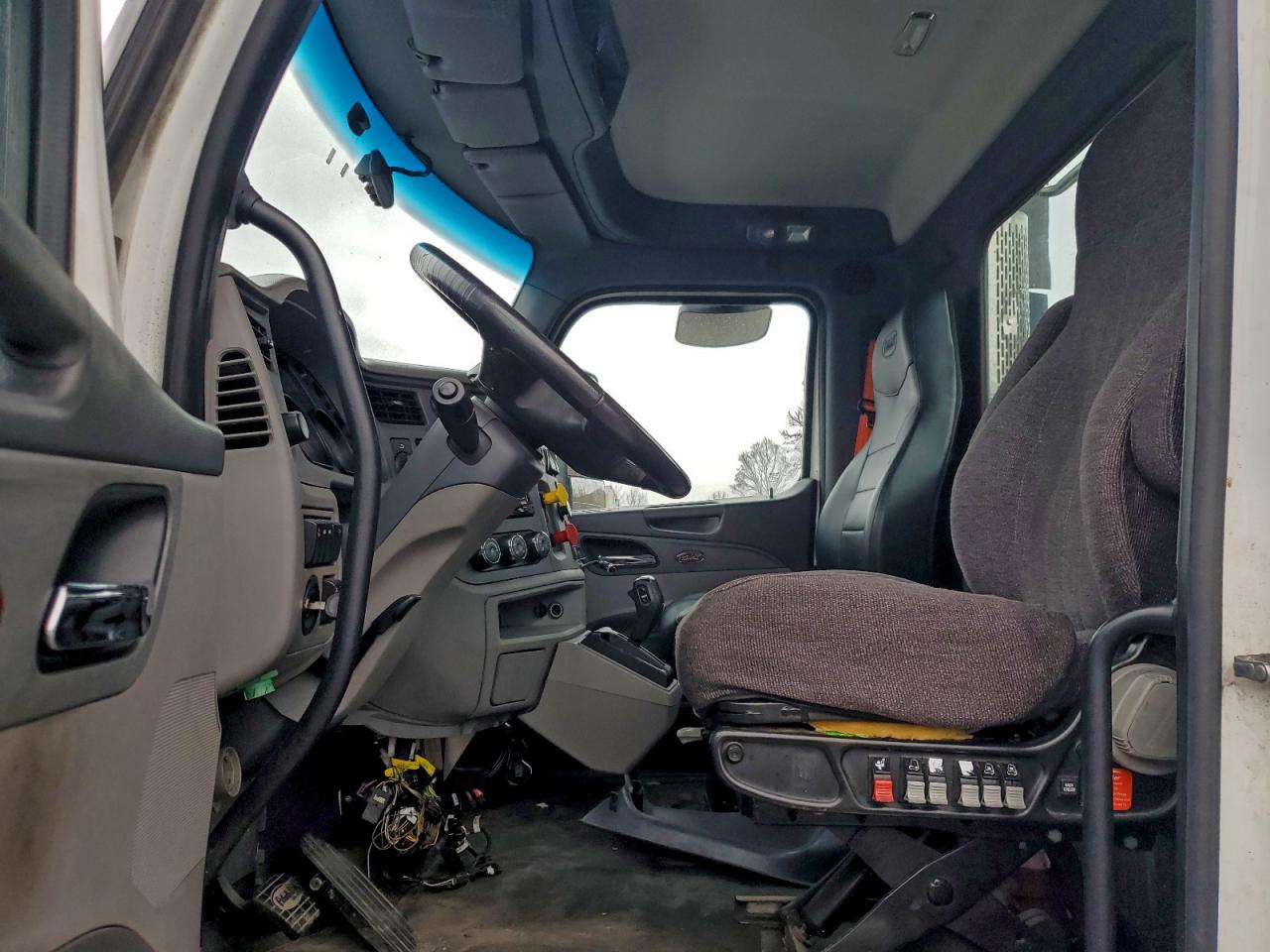 Peterbilt 579