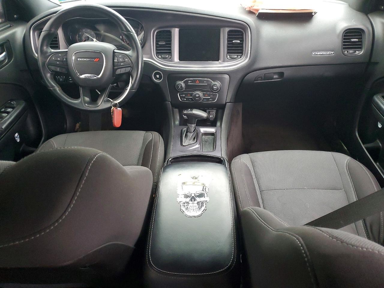 Dodge Charger Sxt