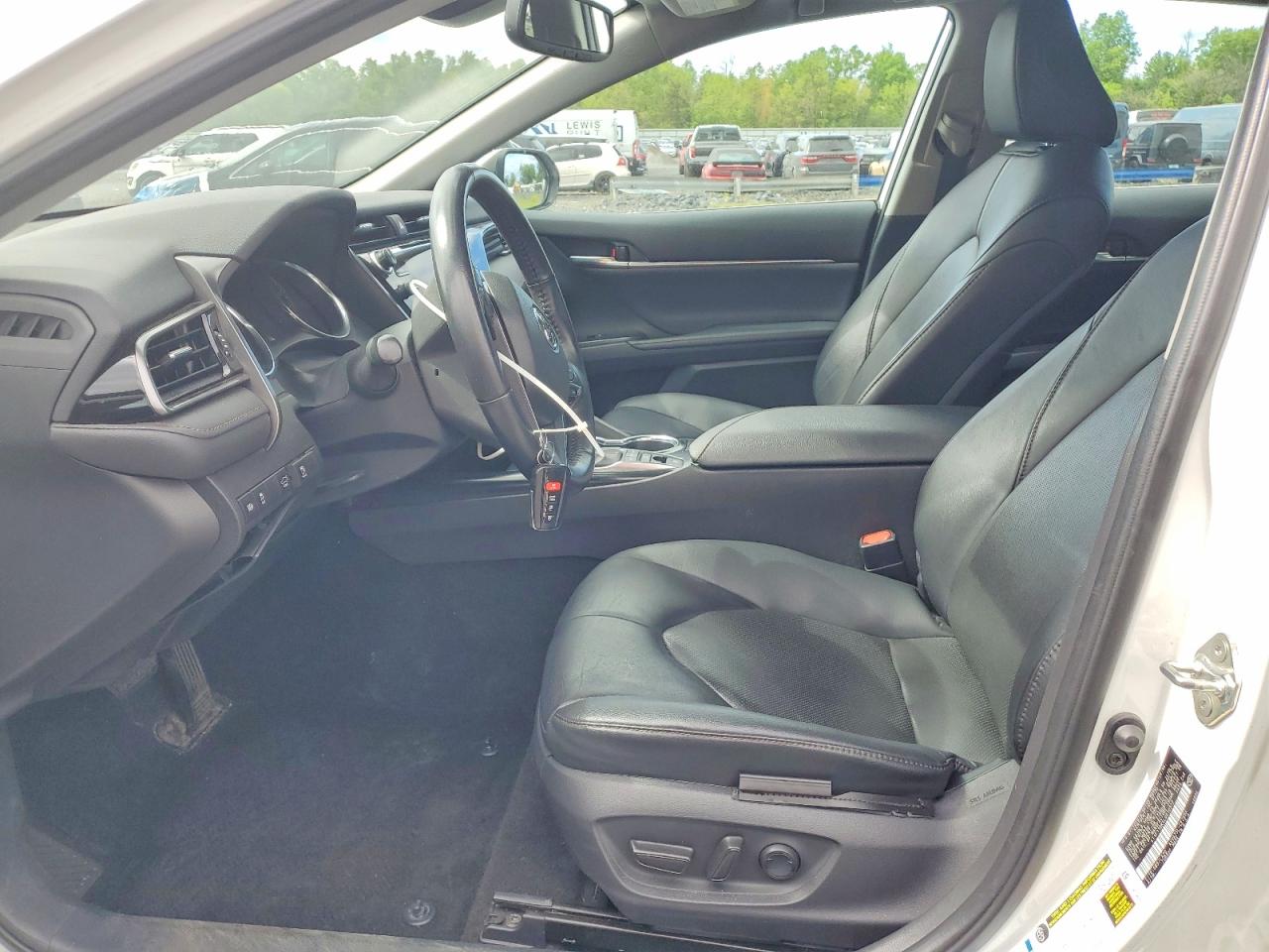 Toyota Camry Xle