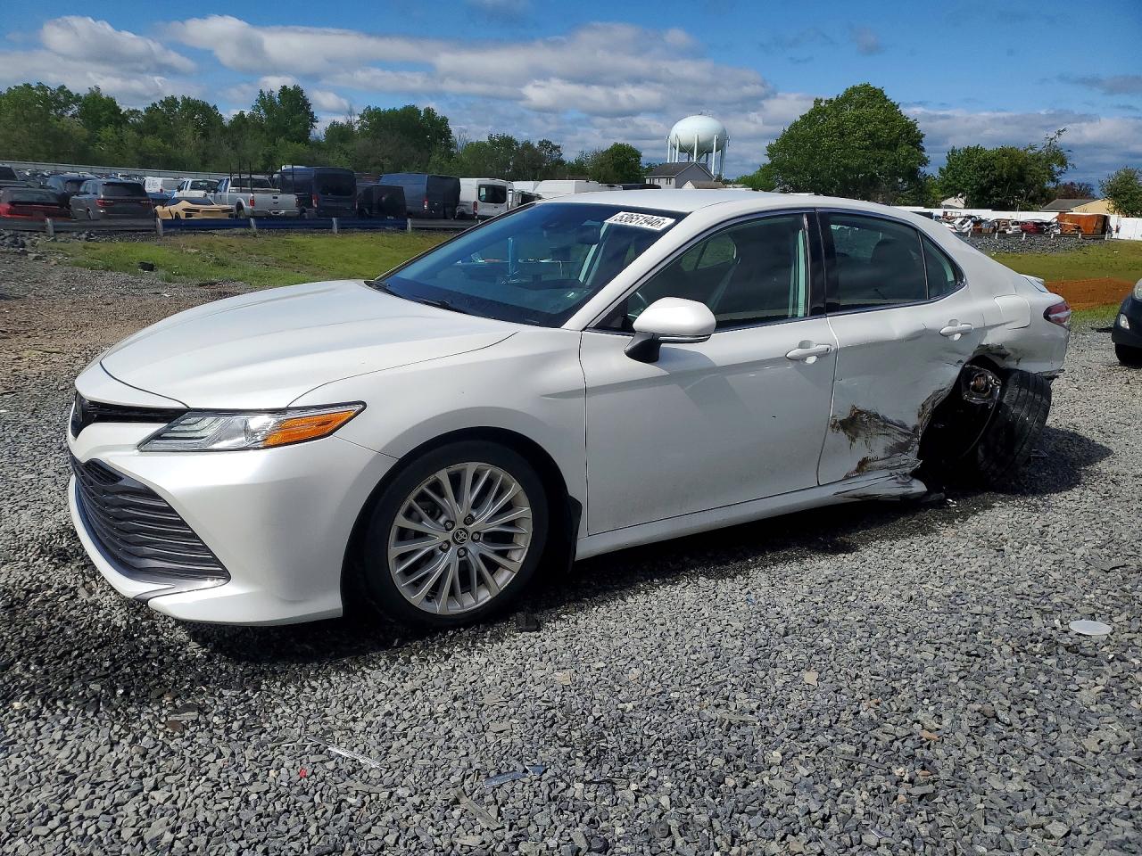 Salvage Toyota Camry Image
