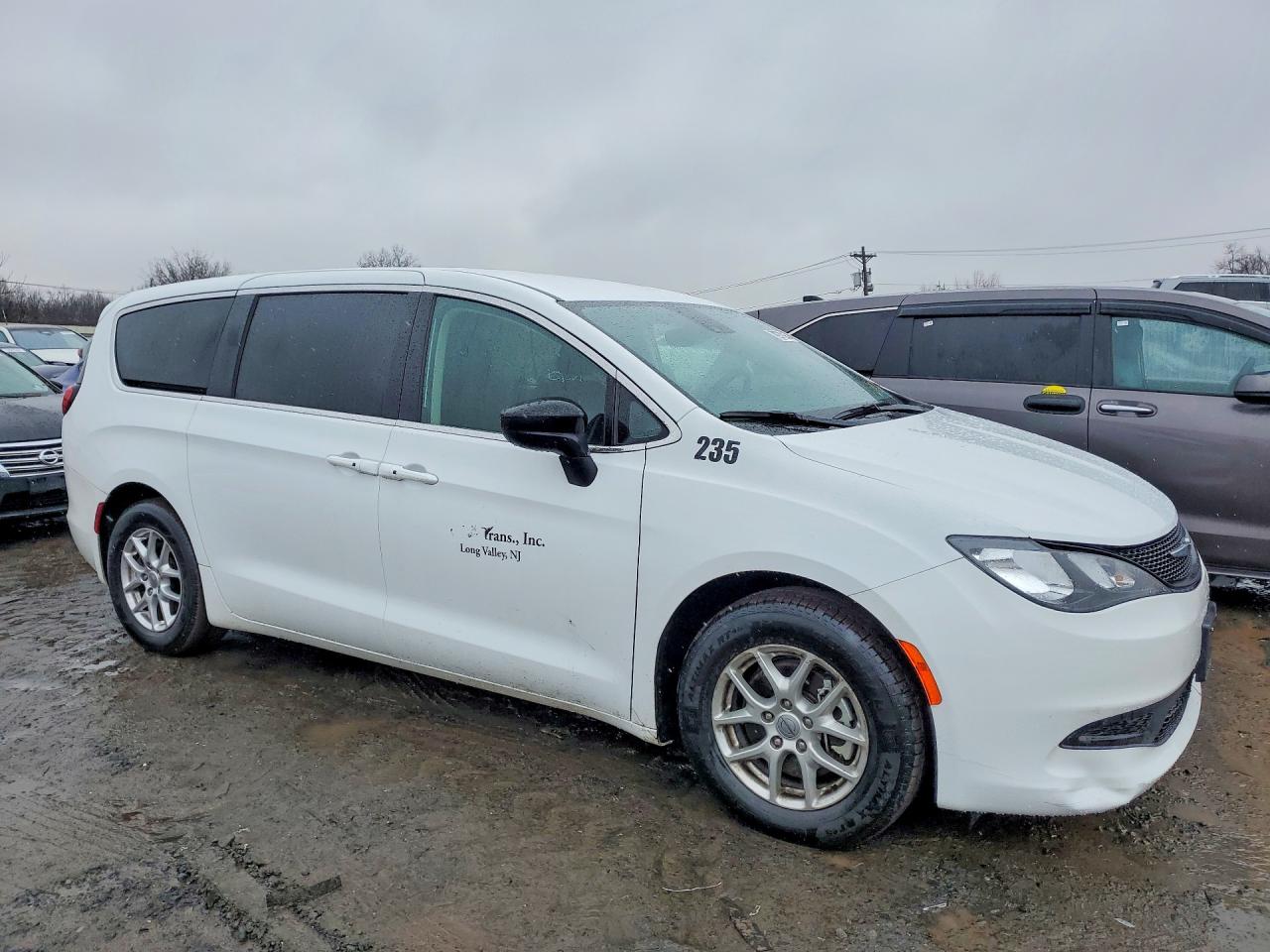 Chrysler Minivan Lx