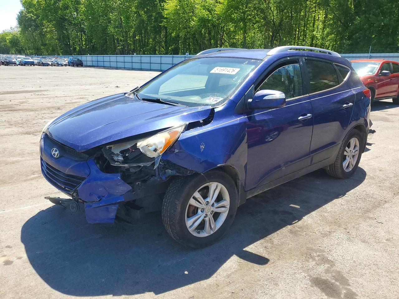 Salvage Hyundai TUCSON Image