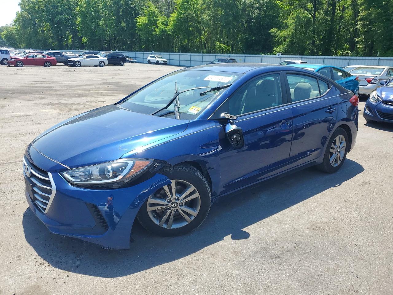 Salvage Hyundai ELANTRA Image