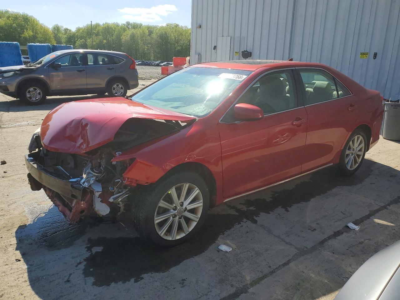Salvage Toyota Camry Image