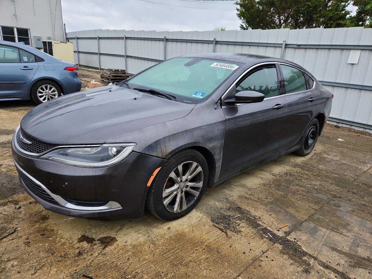 Salvage Chrysler 200 Image