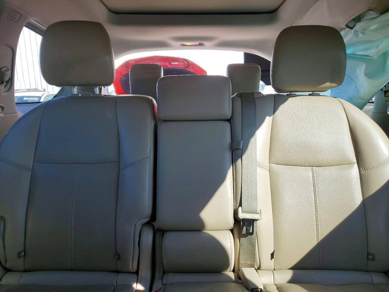 Nissan Pathfinder Platinum