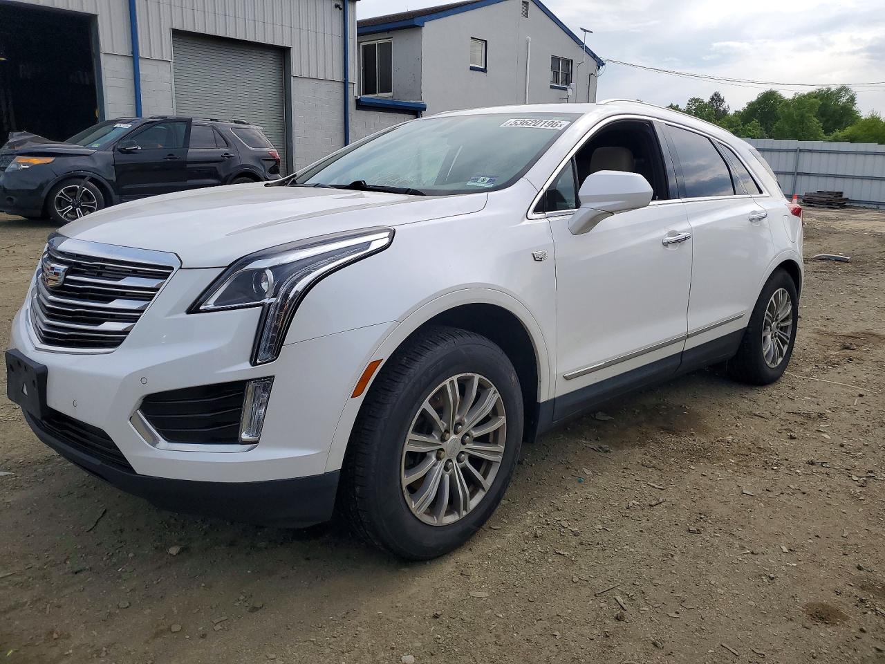 Salvage Cadillac XT5 Image